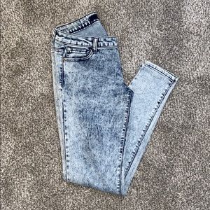 Acid Wash Jeans
